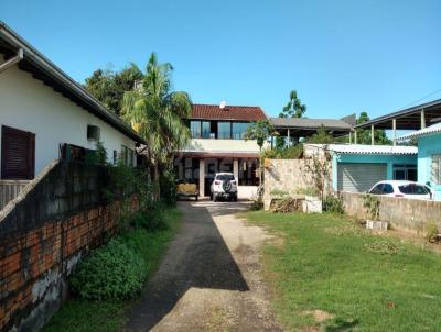 Casa para Venda, em Biguaçu, bairro Praia João Rosa, 2 dormitórios, 2 banheiros, 1 suíte, 1 vaga